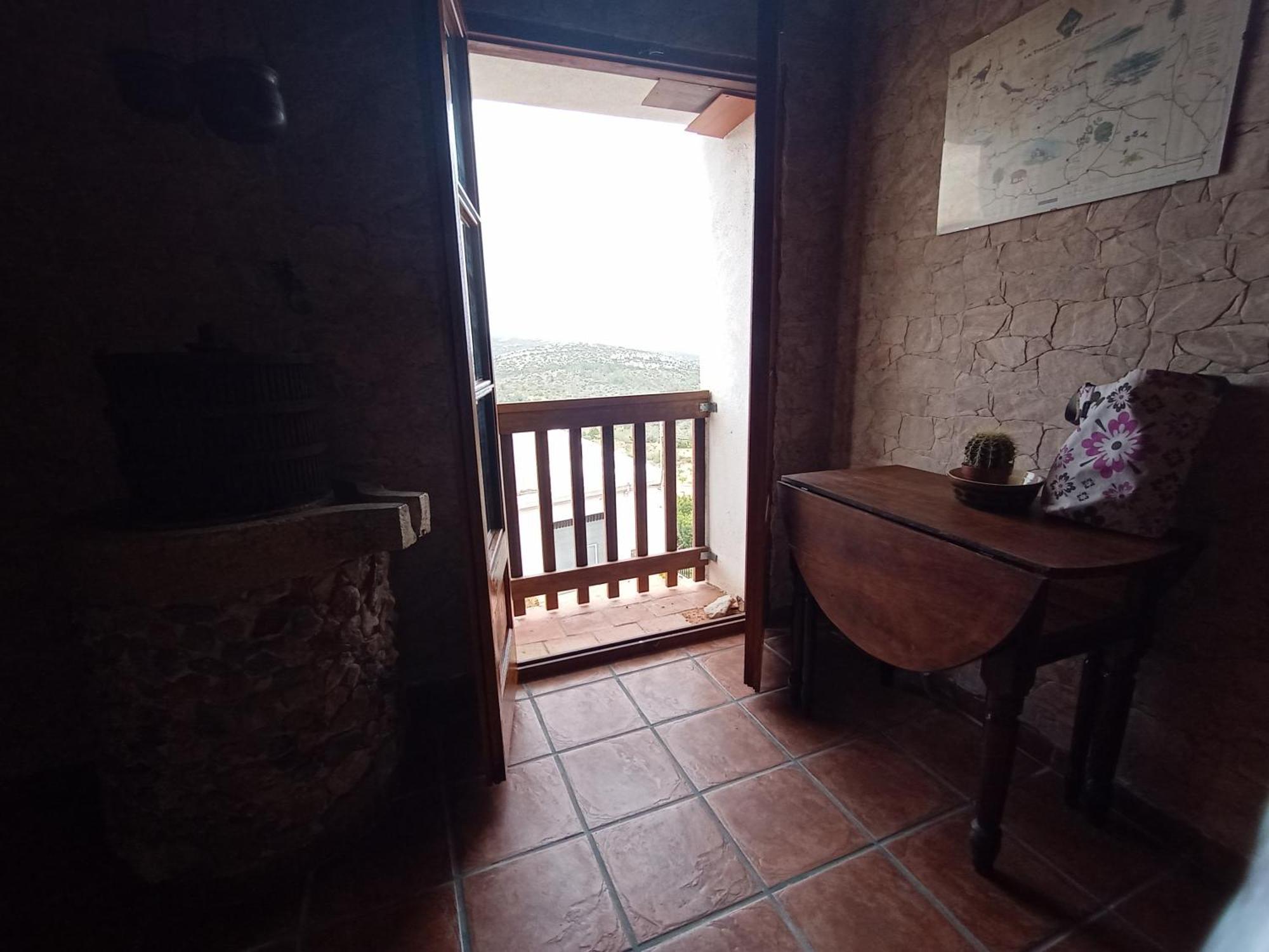 Tranquil And Spacious Townhouse In Historical And Picturesque Cervera Del Maestre Exteriér fotografie