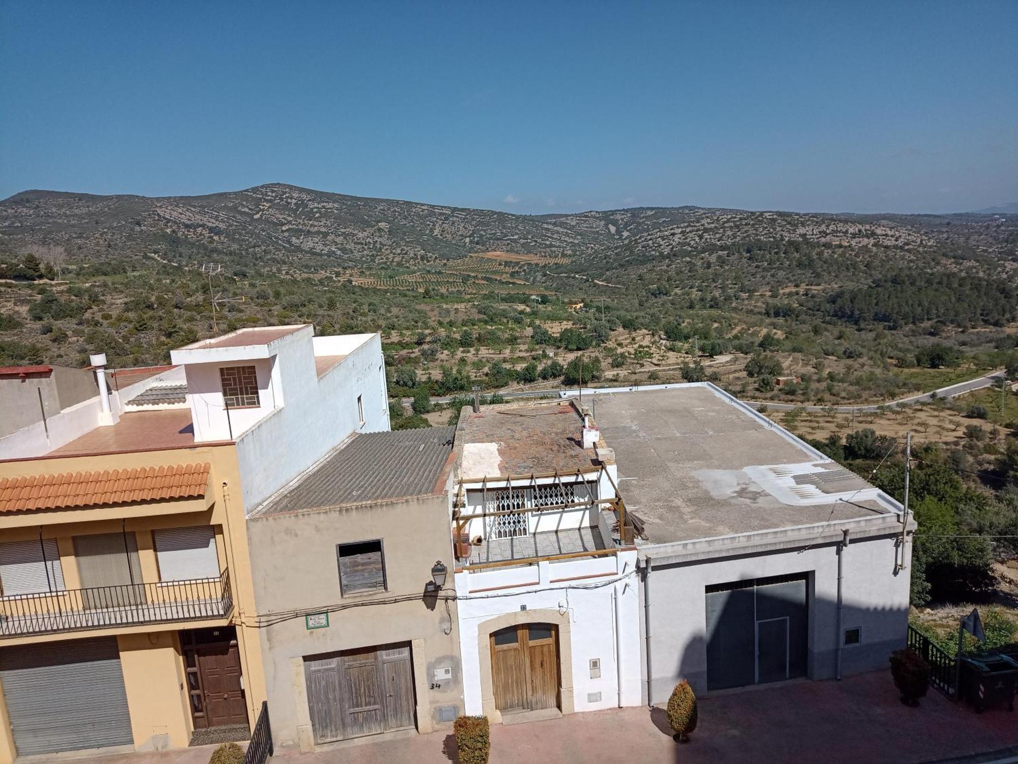 Tranquil And Spacious Townhouse In Historical And Picturesque Cervera Del Maestre Exteriér fotografie